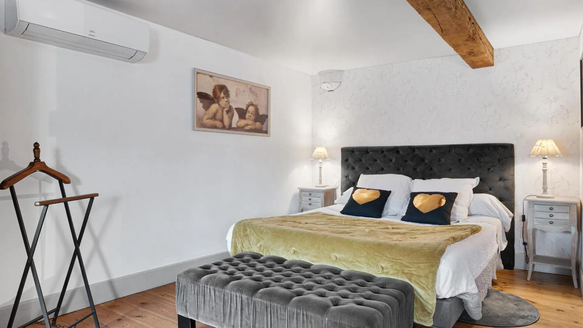 Couette-café Bed and Breakfast Au Nid de la Madeleine à Gaillac France